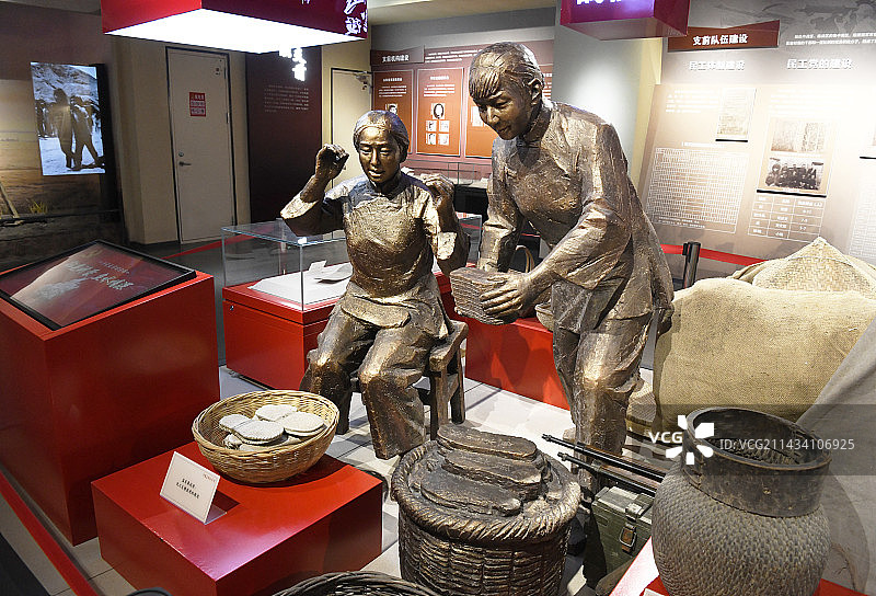 山东临沂临沭县沂蒙支前纪念馆雕塑图片素材