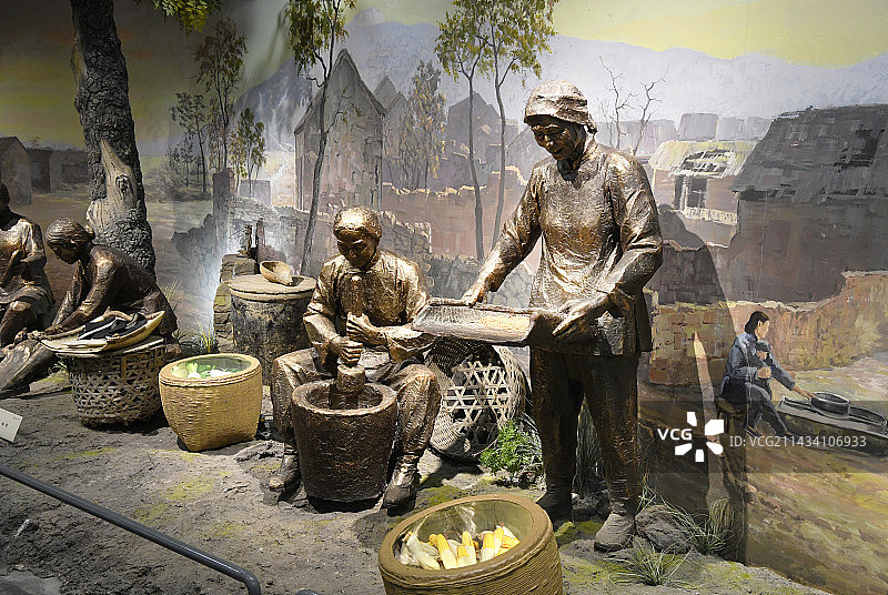 山东临沂临沭县沂蒙支前纪念馆雕塑图片素材