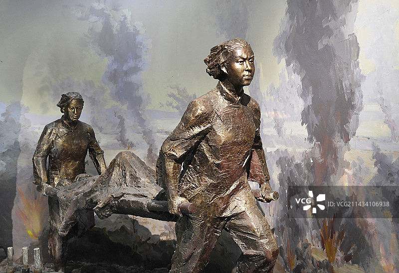 山东临沂临沭县沂蒙支前纪念馆雕塑图片素材