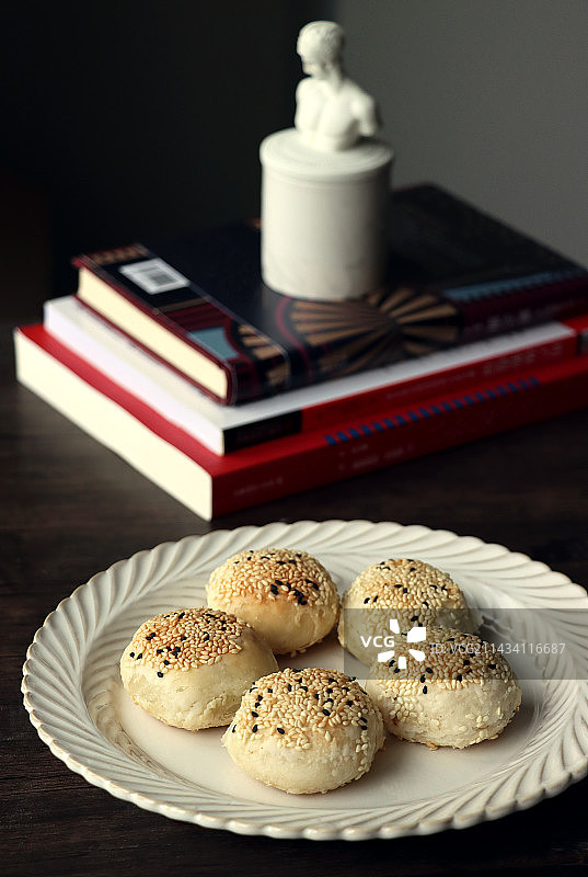 蟹壳黄烧饼，烧饼糕点图片素材