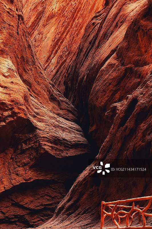 天山神秘大峡谷图片素材