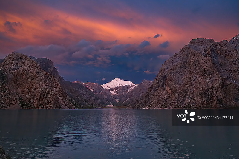 乌孙古道天堂湖图片素材