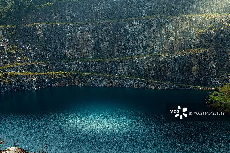 广州天坑图片素材