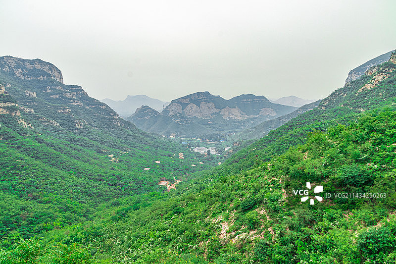 石家庄抱犊寨的青山绿水图片素材