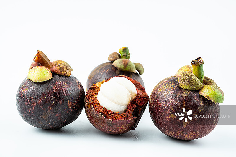 白背景上的新鲜山竹图片素材