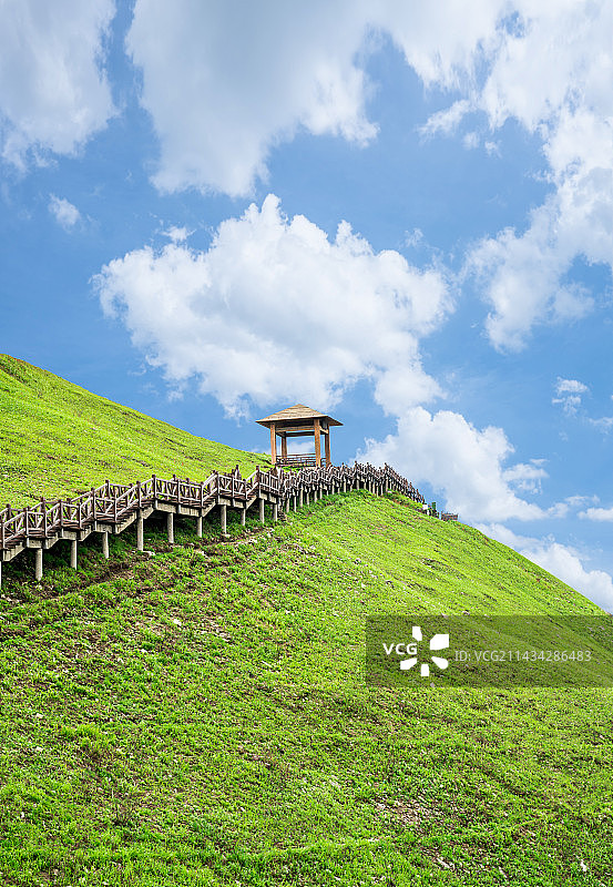 中国萍乡武功山，高山绿色草甸风光图片素材