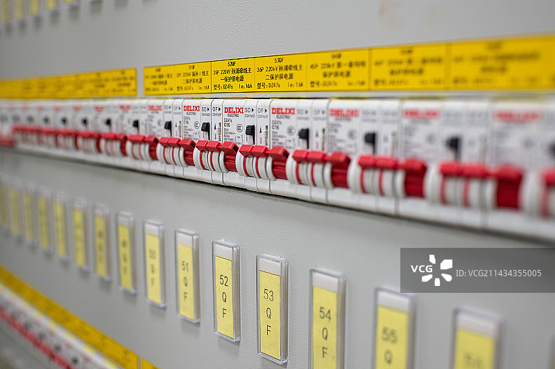 电源柜电源小型断路器或空开图片素材