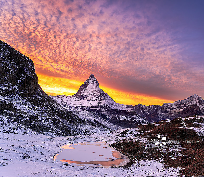 Sunset of Zermatt图片素材