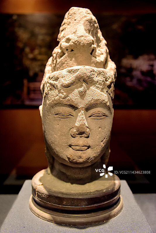 中国重庆宝顶山景区大足石刻博物馆佛教造像图片素材