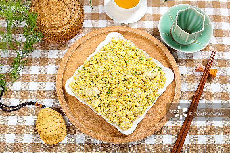 营养美味家常菜鸡刨豆腐图片素材