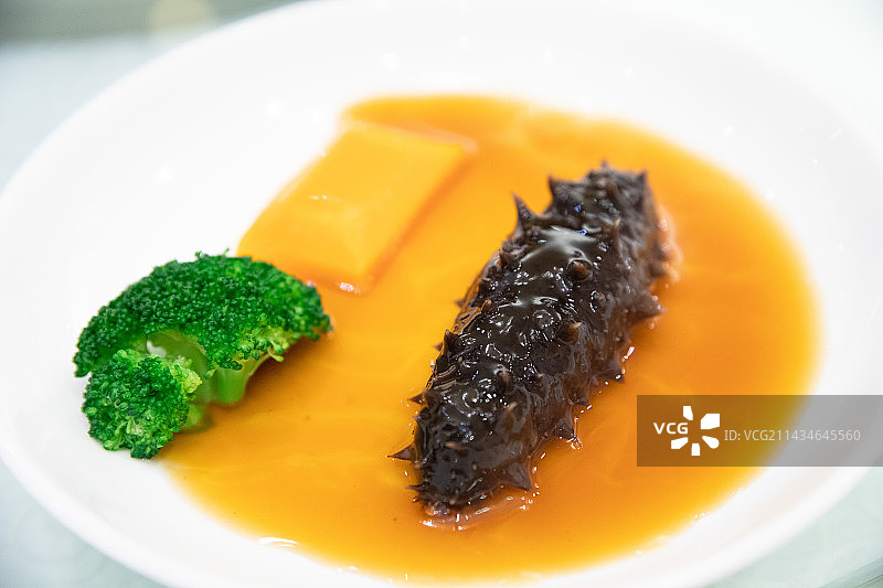 葱烧活辽参图片素材