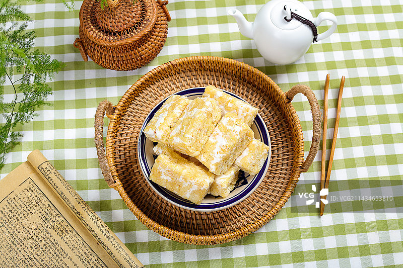 休闲零食小吃萨其马图片素材