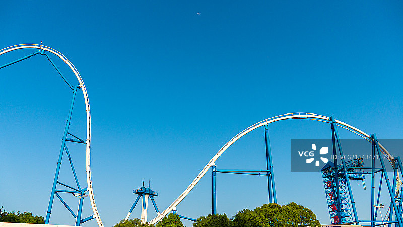 武汉欢乐谷极速飞车过山车图片素材