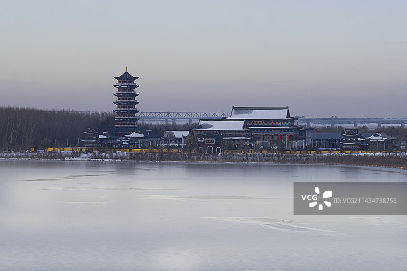 那个冬天的冷与俊图片素材