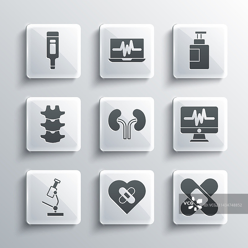 已修复的破碎的心与绷带图片素材