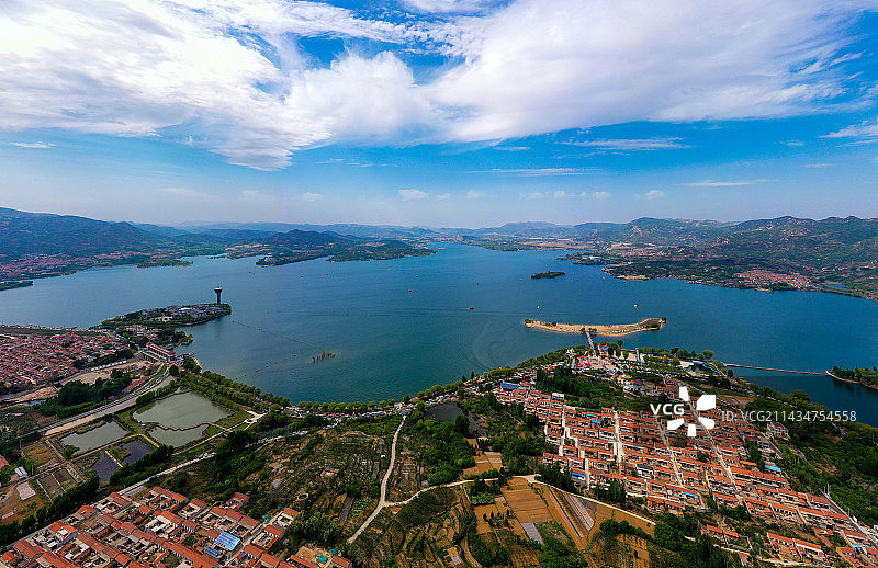 2023年5月2日，山东济南，航拍莱芜区雪野湖水库风光。图片素材