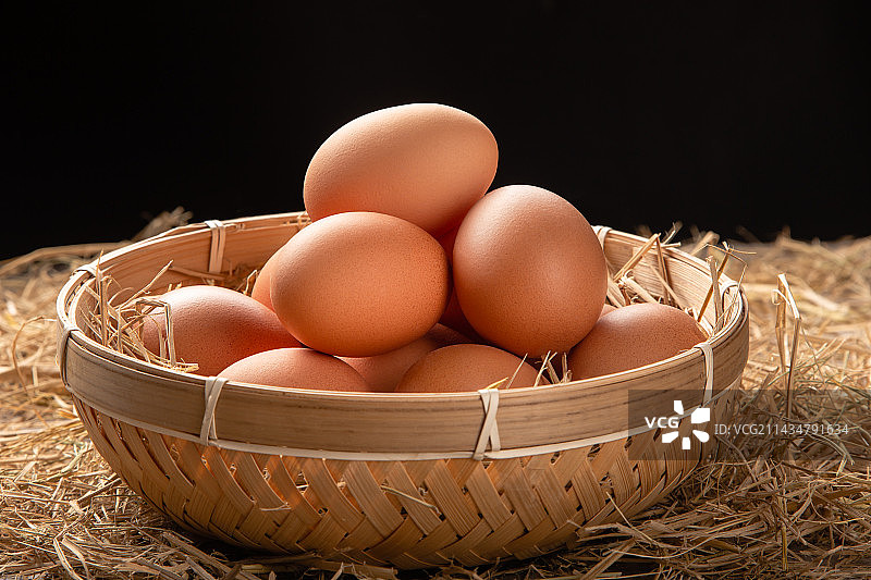 一篮子鸡蛋图片素材