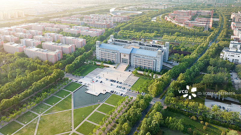 航拍郑州大学图片素材