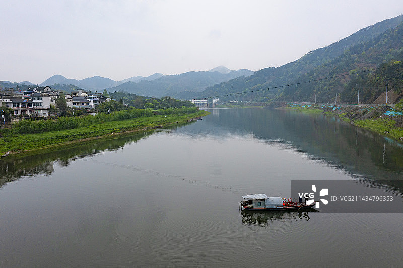 安徽歙县新安江山水画廊徽派风光图片素材