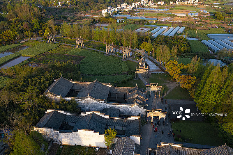 安徽歙县棠樾古村牌坊群图片素材