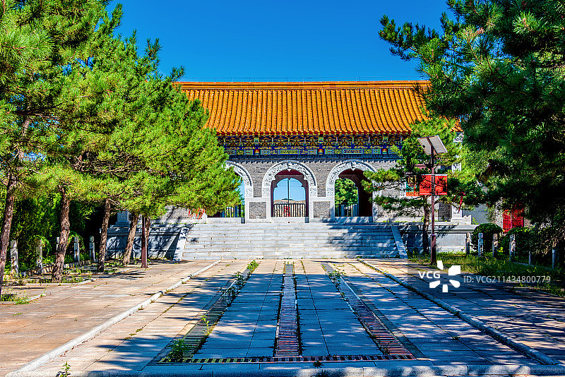 中国辽宁阜新海棠山普安寺图片素材