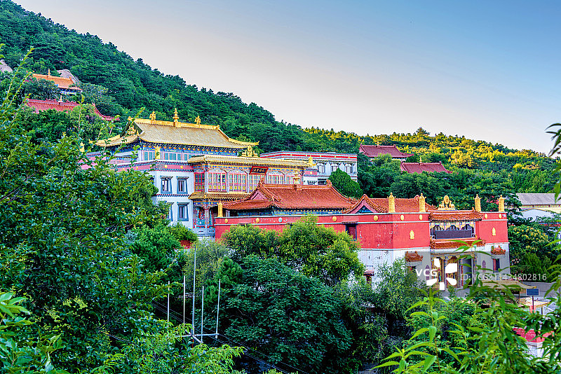 中国辽宁阜新海棠山普安寺图片素材