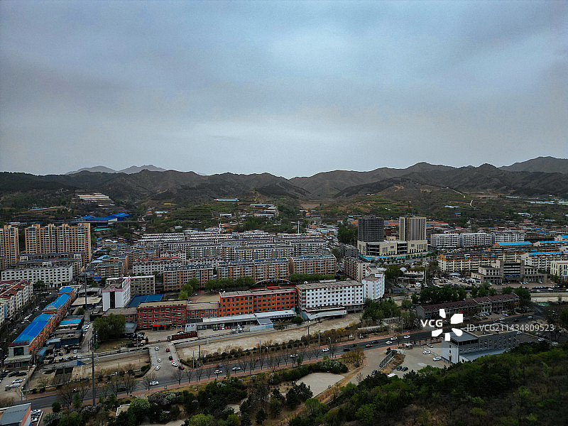 承德 双滦区 双塔山 中心大街 御水花园图片素材