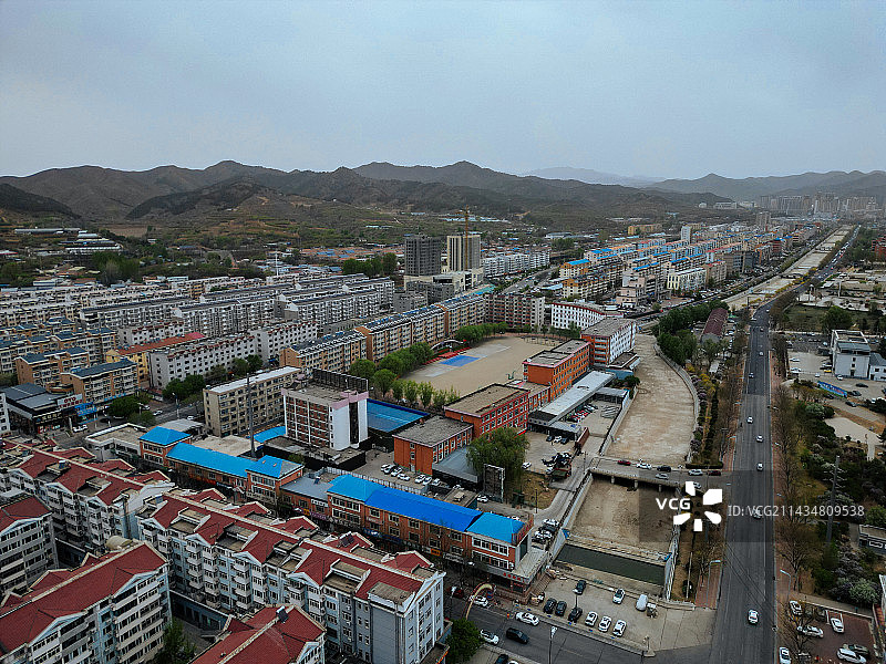 承德 双滦区 双塔山 中心大街 御水花园图片素材