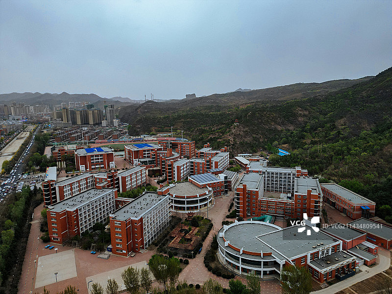 承德 双滦区 双塔山 中心大街 御水花园图片素材