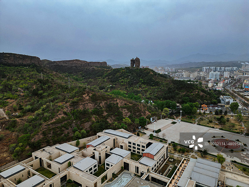 承德 双滦区 双塔山 中心大街 御水花园图片素材