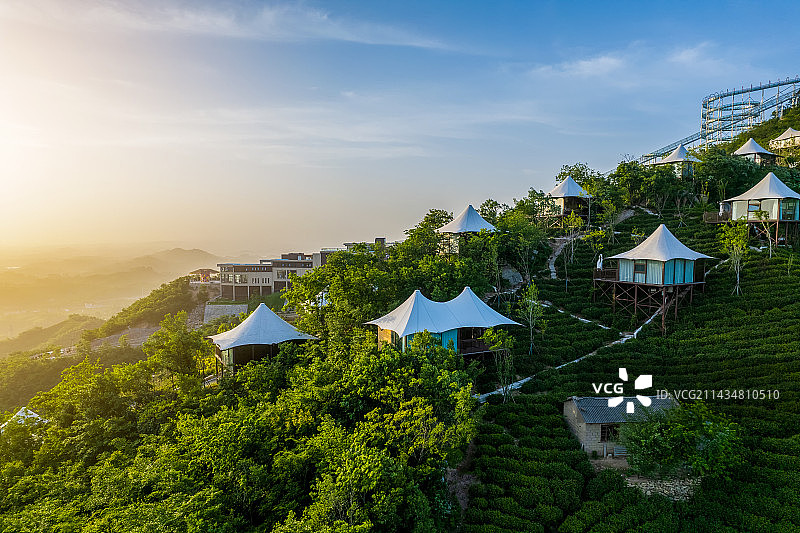 航拍中国河南信阳何家寨茶山露营基地图片素材