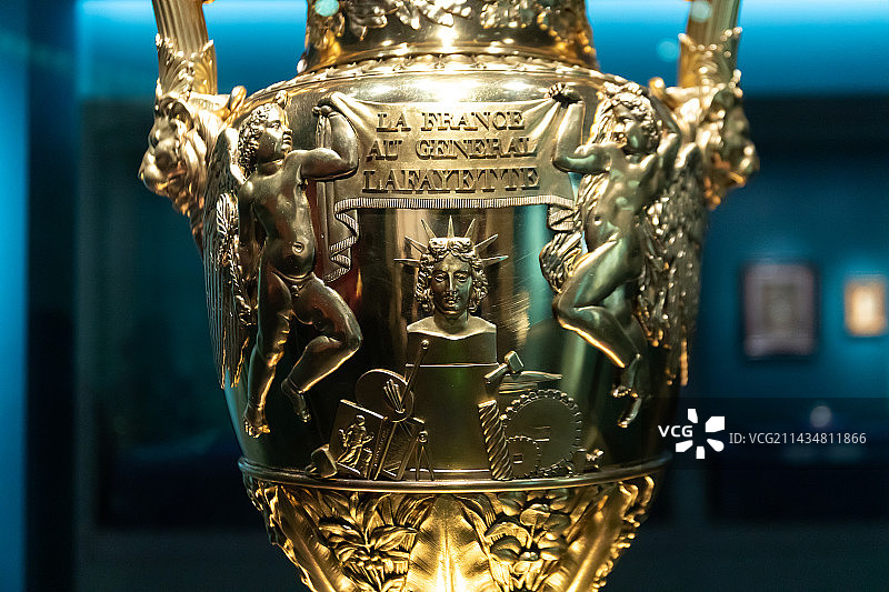 山东博物馆珍宝展拉法耶特瓶图片素材