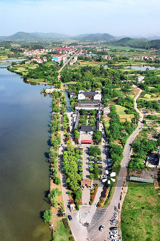 航拍蕲春古城蕲州李时珍纪念馆景区风景图片素材