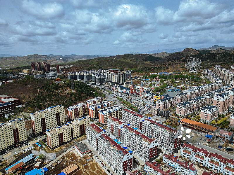 平泉市 地标 文魁公园 油画城  游泳馆 亮达国际 山庄集团图片素材
