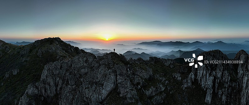 清凉峰日出图片素材