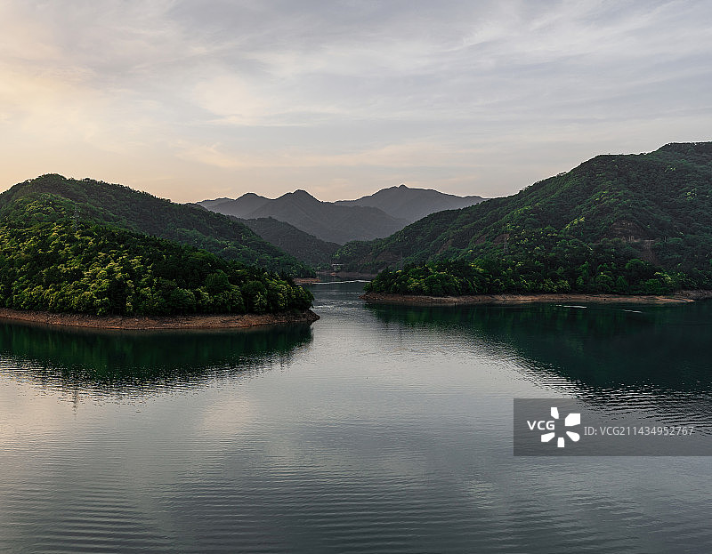 傍晚山水自然风景图片素材