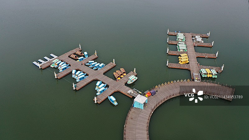 苏州吴江潜龙渠公园游船码头图片素材