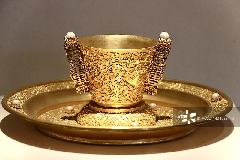 故宫博物院金嵌珠万寿无疆杯盘图片素材