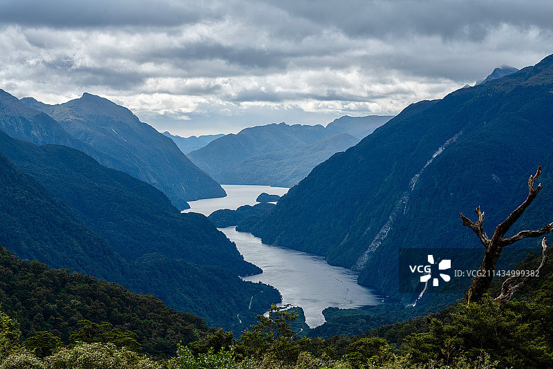 Doubtful Sound 新西兰神奇峡湾图片素材