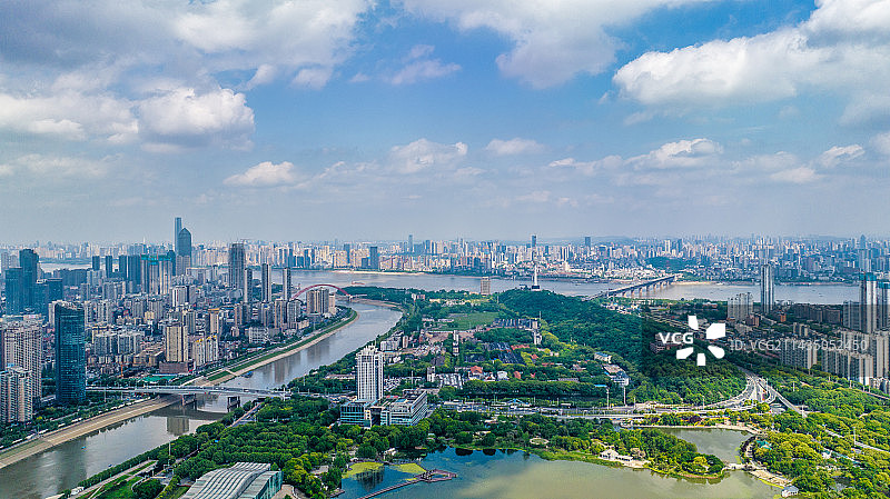 湖北武汉汉阳月湖和龟山航拍图片素材