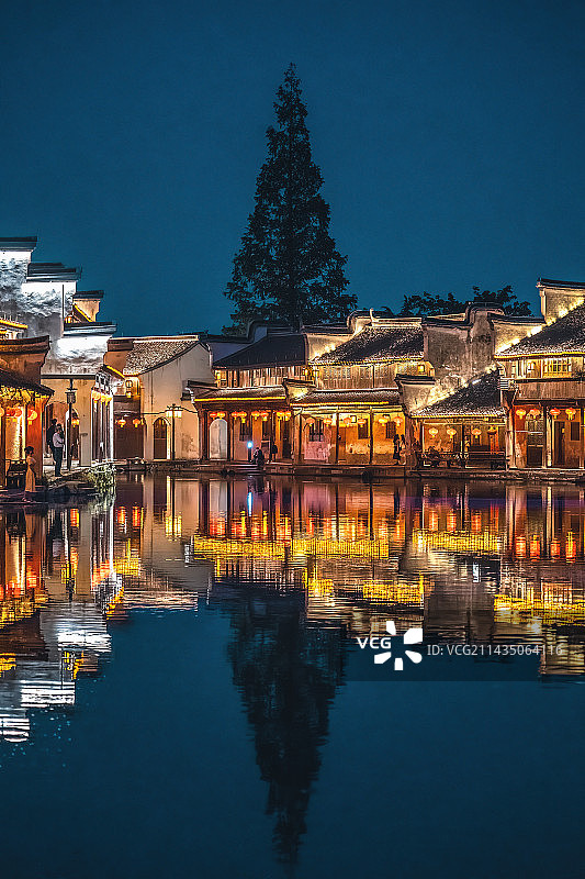 湖州南浔古镇夜景风光图片素材