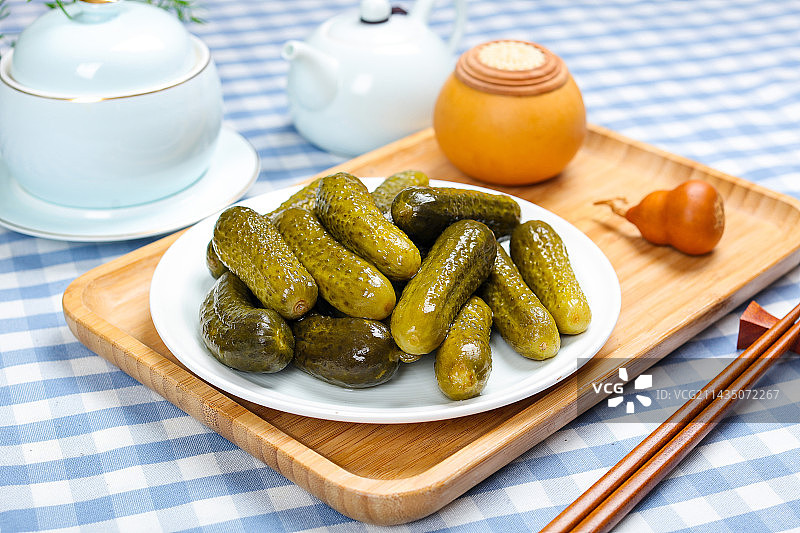 家常腌菜小吃腌小黄瓜图片素材