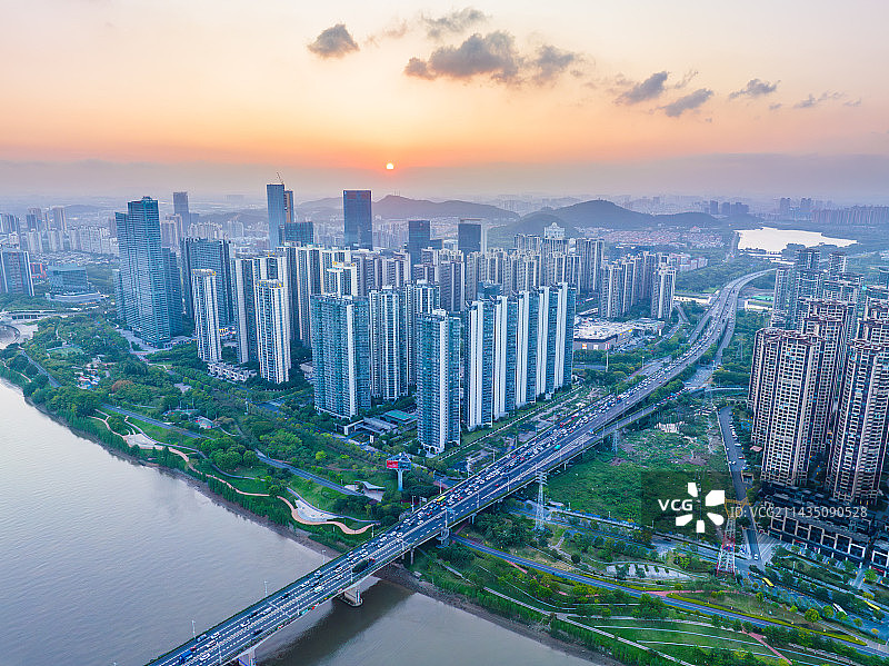 佛山市顺德新城区碧桂路段图片素材