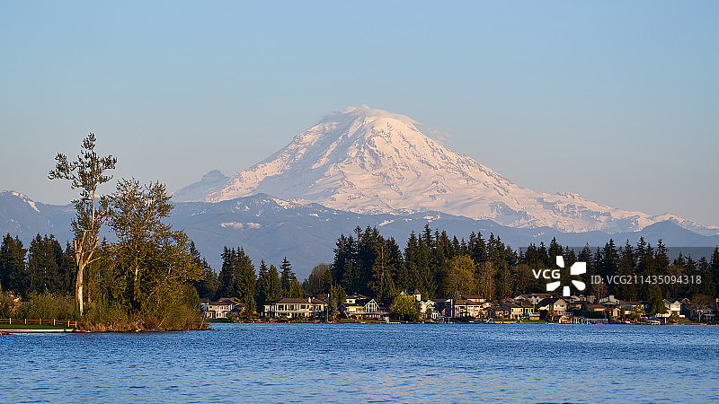 雷尼尔雪山图片素材