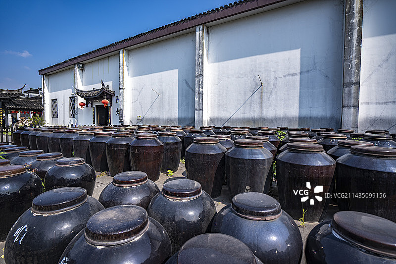 镇江恒顺醋厂 酿醋工艺图片素材