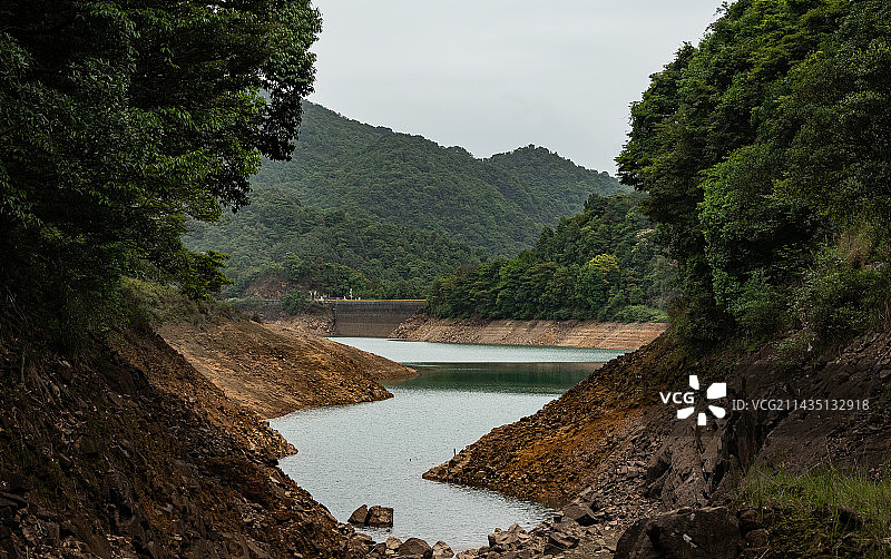 蜿蜒的七仙湖图片素材