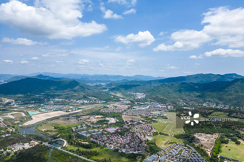 航拍三亚亚龙湾乡村振兴建设示范村博后村图片素材
