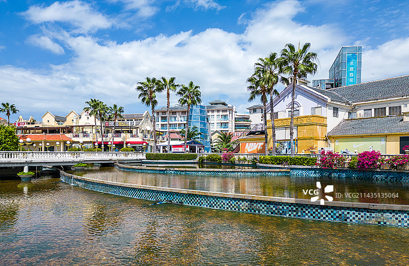 航拍三亚亚龙湾乡村振兴建设示范村博后村图片素材