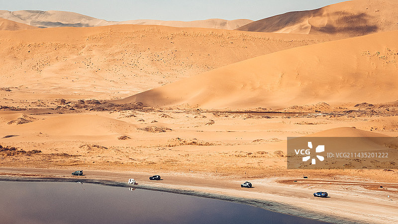 沙漠车队图片素材