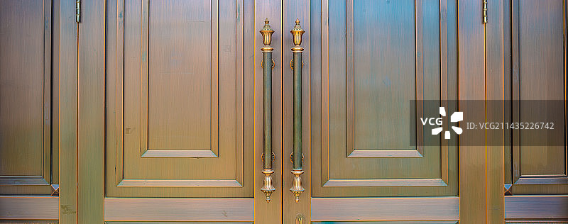 金属大门特写图片素材